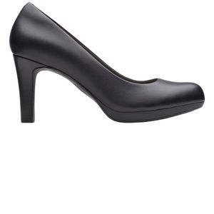 CLARKS WOMEN ADRIEL VIOLA BLACK PUMPS SIZE 10